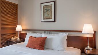 Broadbeach Savannah Hotel & Resort