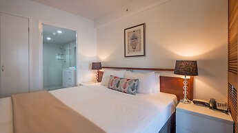 Broadbeach Savannah Hotel & Resort