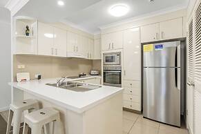 ULTIQA Burleigh Mediterranean Resort