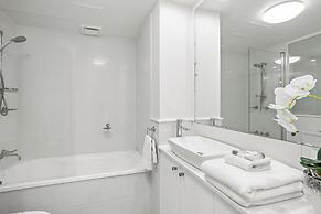 ULTIQA Burleigh Mediterranean Resort