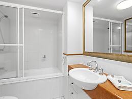 ULTIQA Burleigh Mediterranean Resort