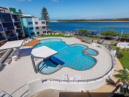 BreakFree Grand Pacific Resort