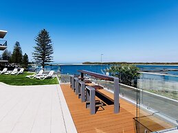BreakFree Grand Pacific Resort