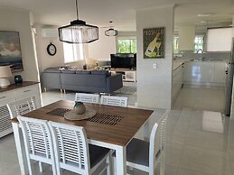 Noosa International Resort