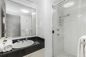 Noosa International Resort