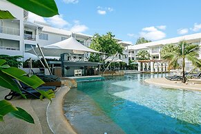 Hotel Mantra PortSea, Port Douglas, Australia - Lowest Rate Guaranteed!