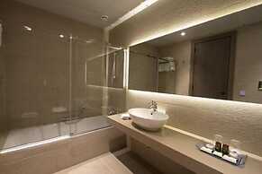 PROMENADE HOTEL ZALKA