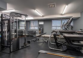 Coast Calgary Downtown Hotel & Suites by APA
