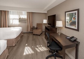 Coast Calgary Downtown Hotel & Suites by APA