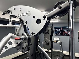 Coast Calgary Downtown Hotel & Suites by APA