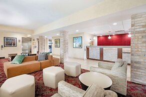 Best Western Plus Howe Inn