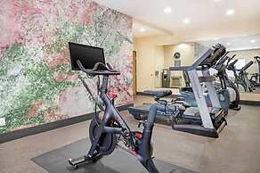 Best Western Plus Howe Inn