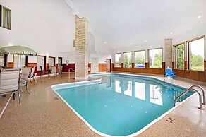 Best Western Plus Howe Inn