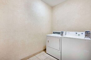 Best Western Plus Howe Inn