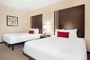 Best Western Plus Howe Inn