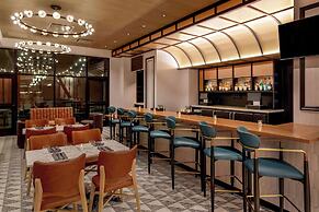 Pennyweight Hotel Boston, Curio Collection by Hilton