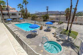 Motel 6 Palm Springs, CA - Downtown