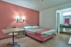 Motel 6 Flagstaff, AZ - West - Woodland Village