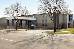 AmericInn by Wyndham Madison WI