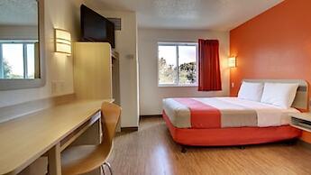 Motel 6 Springfield, IL