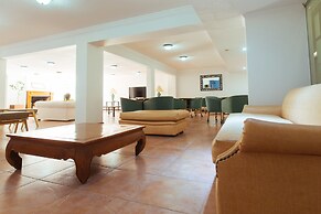 Golden Beach Resort And Spa