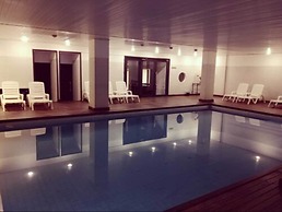 Golden Beach Resort And Spa