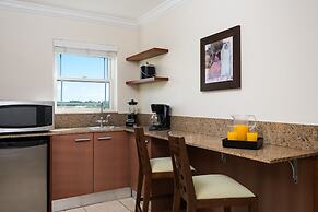 Alexandra Resort - All-inclusive