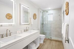 Alexandra Resort - All-Inclusive