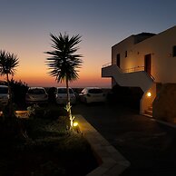 Amazones Village Suites