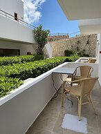 Amazones Village Suites