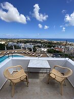 Amazones Village Suites