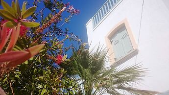 Amazones Village Suites