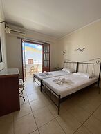 Amazones Village Suites