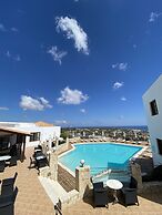 Amazones Village Suites