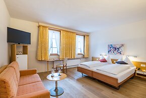 Schweizerhaus Swiss Quality Hotel