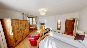 Schweizerhaus Swiss Quality Hotel