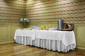 Cyan Americas Towers Hotel