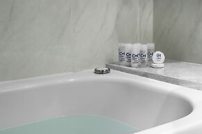 Cyan Americas Towers Hotel