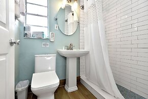 Shoreline Suites & Cabana Cottages