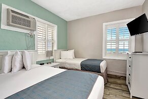 Shoreline Suites & Cabana Cottages