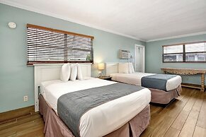 Shoreline Suites & Cabana Cottages