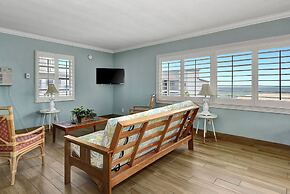 Shoreline Suites & Cabana Cottages