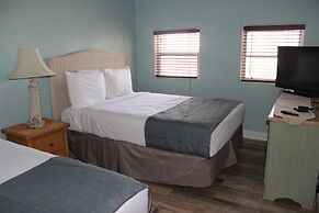 Shoreline Suites & Cabana Cottages