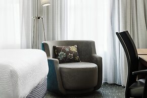 Courtyard by Marriott Chicago Magnificent Mile