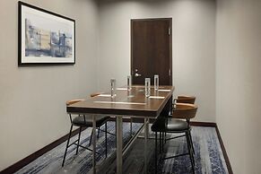 Courtyard by Marriott Chicago Magnificent Mile