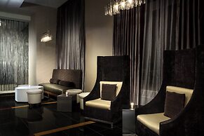 Courtyard by Marriott Chicago Magnificent Mile