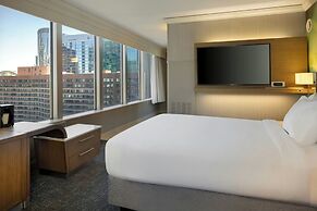 Courtyard by Marriott Chicago Magnificent Mile