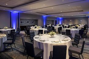 Courtyard by Marriott Chicago Magnificent Mile