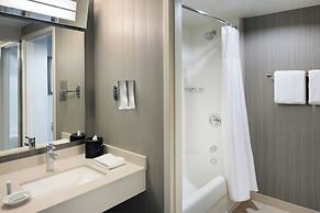 Courtyard by Marriott Chicago Magnificent Mile