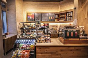 Courtyard by Marriott Chicago Magnificent Mile